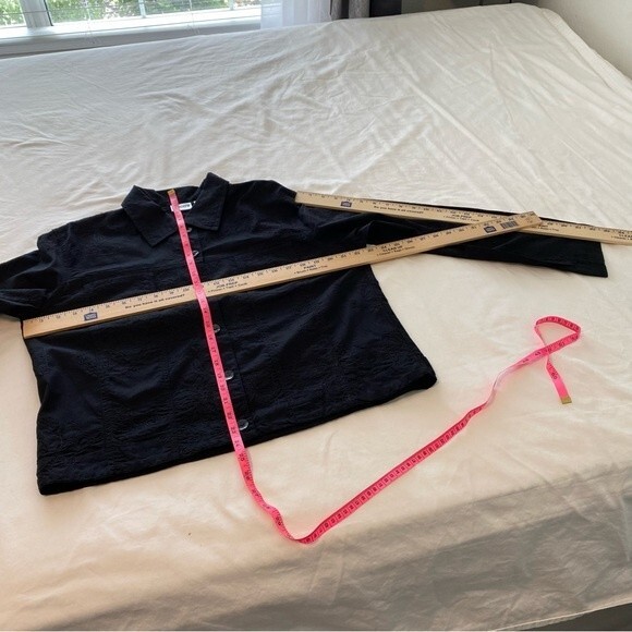 NWOT Chicos Embroidered Cotton Black Button Collar Long Sleeve Jacket Top SZ 12 - Picture 8 of 10